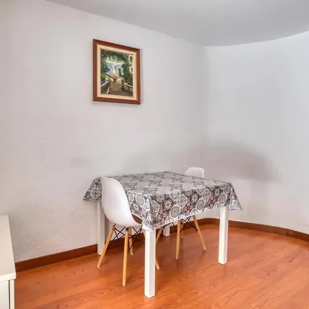 Mas Pastells Apartment